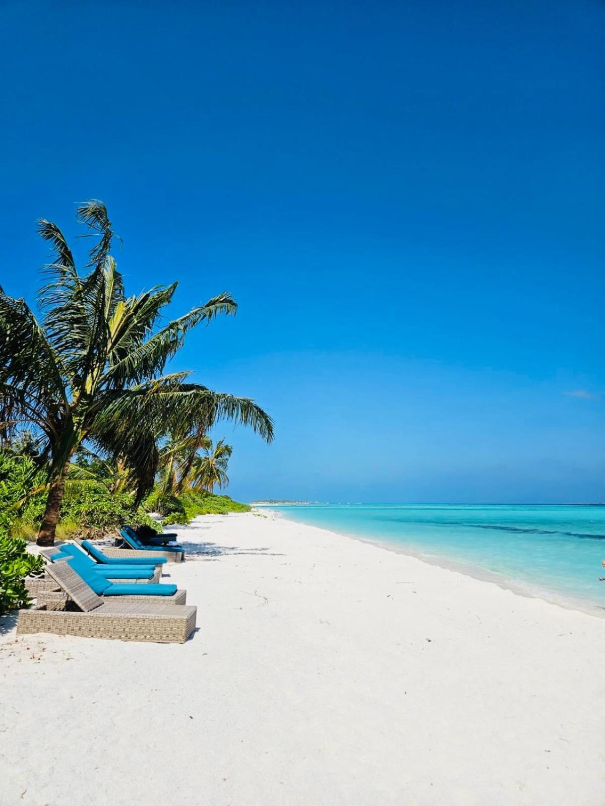 White Tern Maldives Hotel Maamigili Kültér fotó